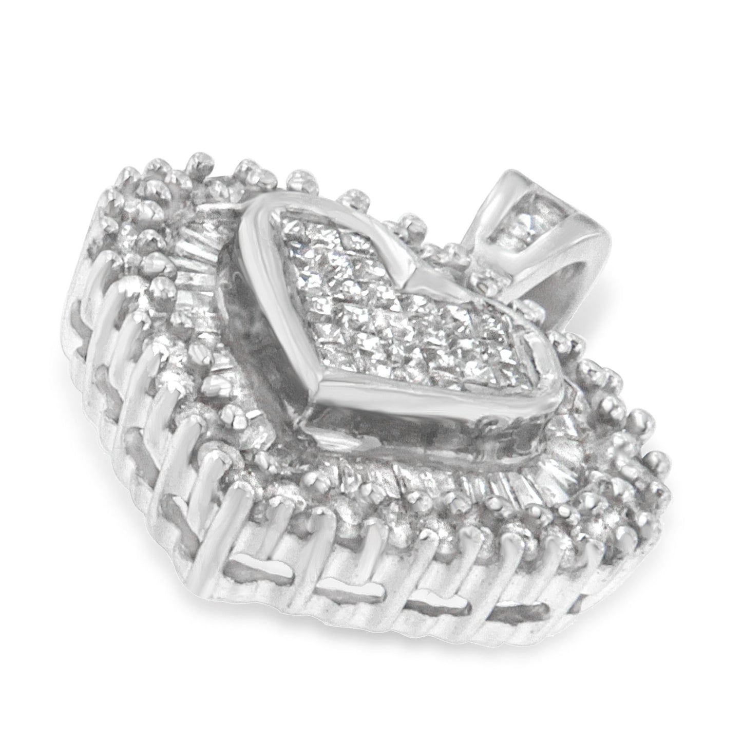 10K White Gold Diamond Heart Pendant Necklace