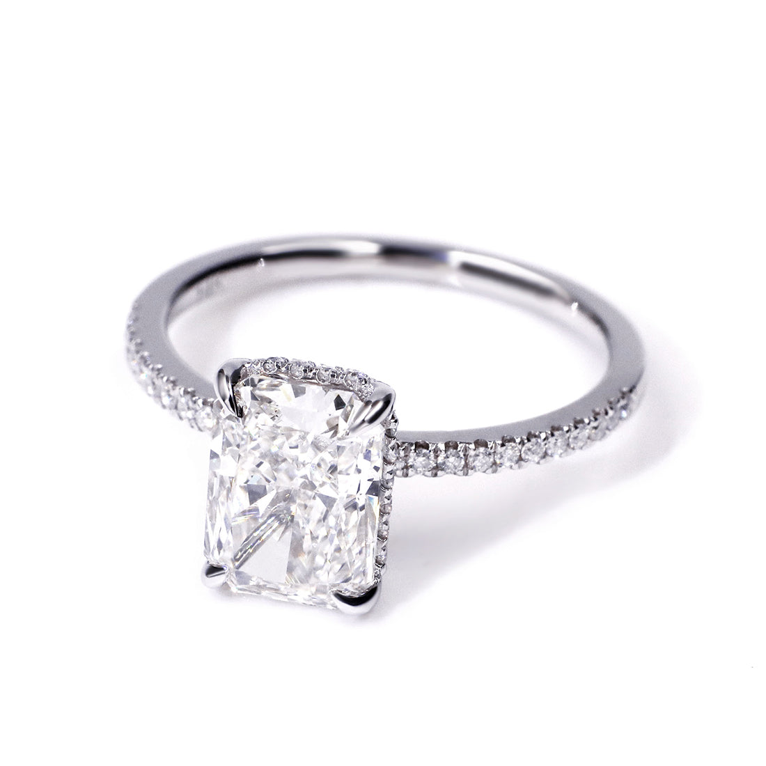 14K Real White Gold IGI Certified Radiant Cut CVD Lab Diamond Engagement Ring